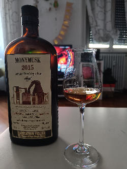 Photo of the rum Monymusk Jamaica Single Rum MMW taken from user Righrum