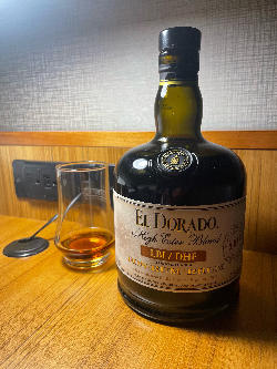 Photo of the rum El Dorado High Ester Blend LBI/DHE taken from user Ian Gilman