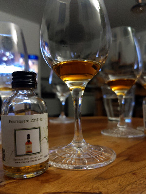 Photo of the rum Exceptional Cask Selection XXI 2010 taken from user crazyforgoodbooze