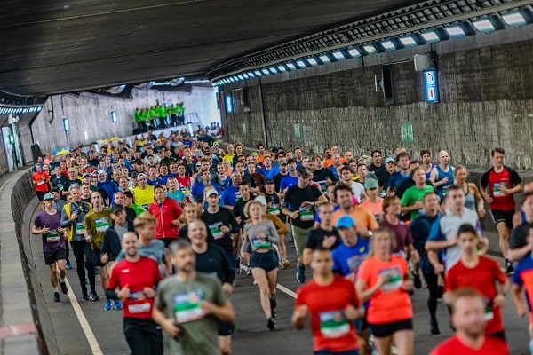 NN Dam tot Damloop