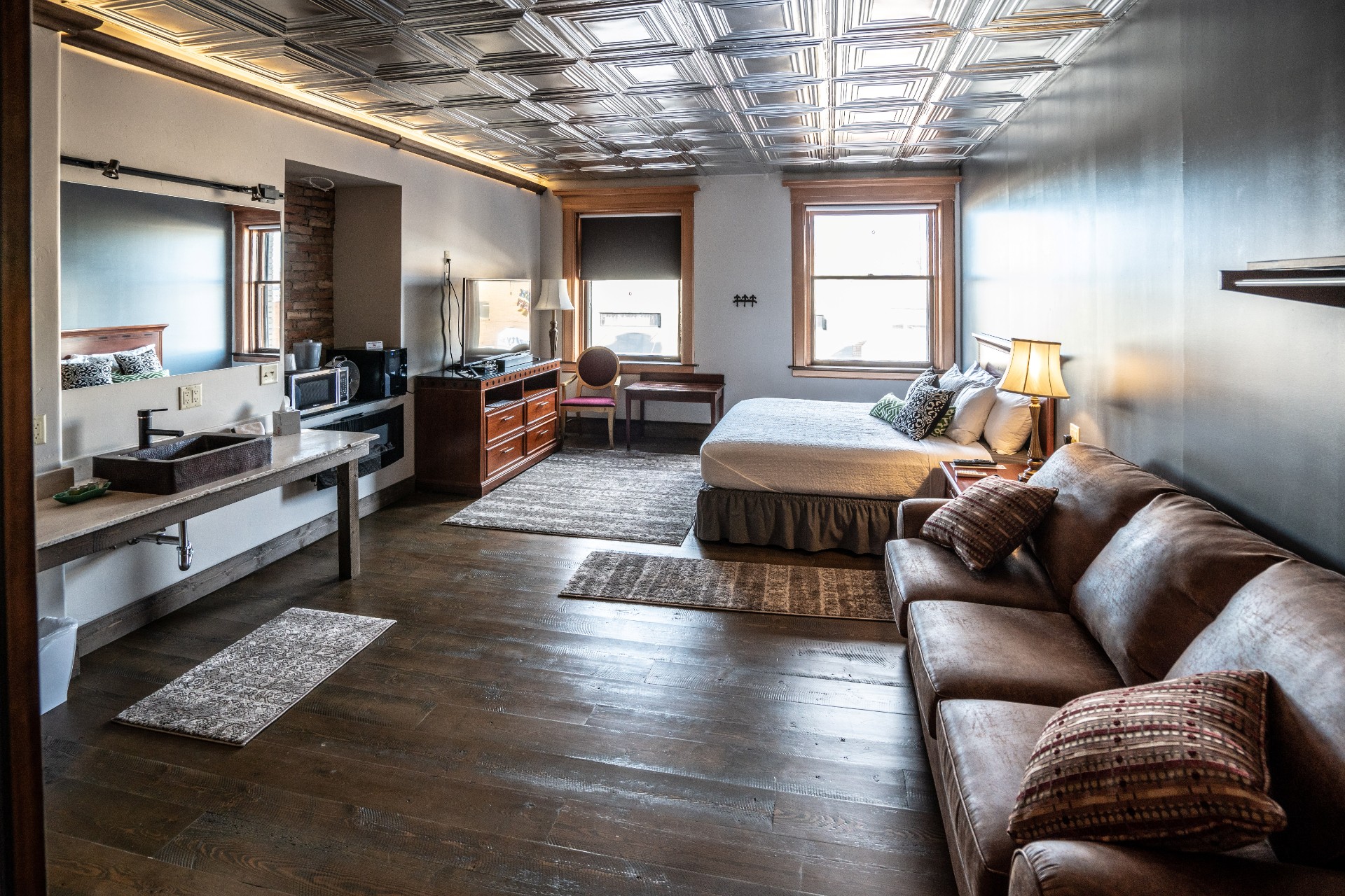 Copper Suite - Image 2