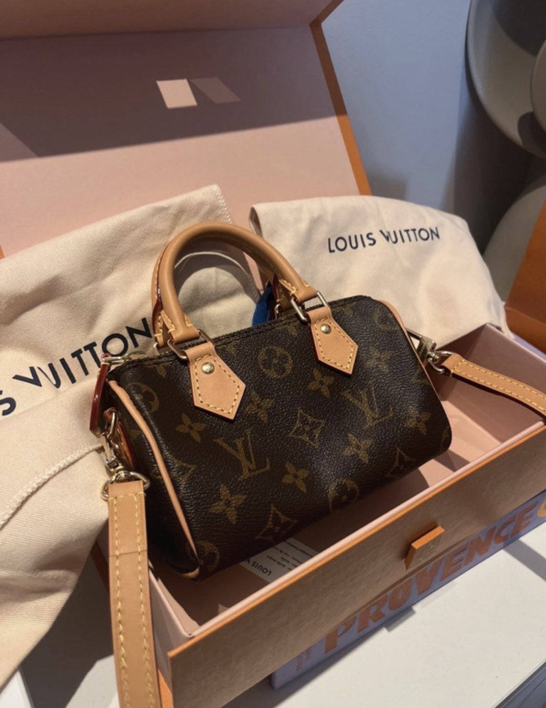 Louis Vuitton — Vue 5