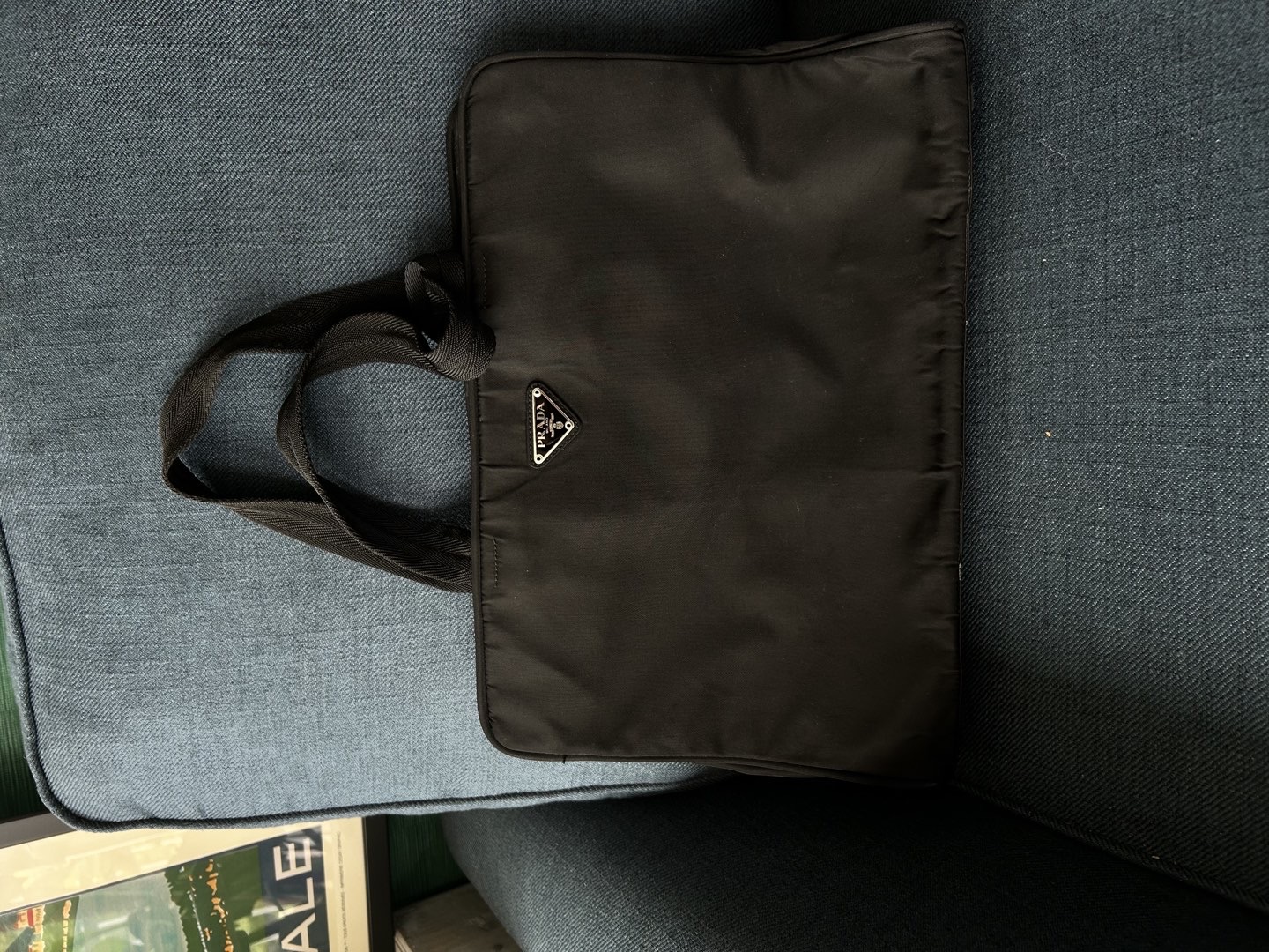 Location Pochettes Prada - Taille One Size | RentWear Connection