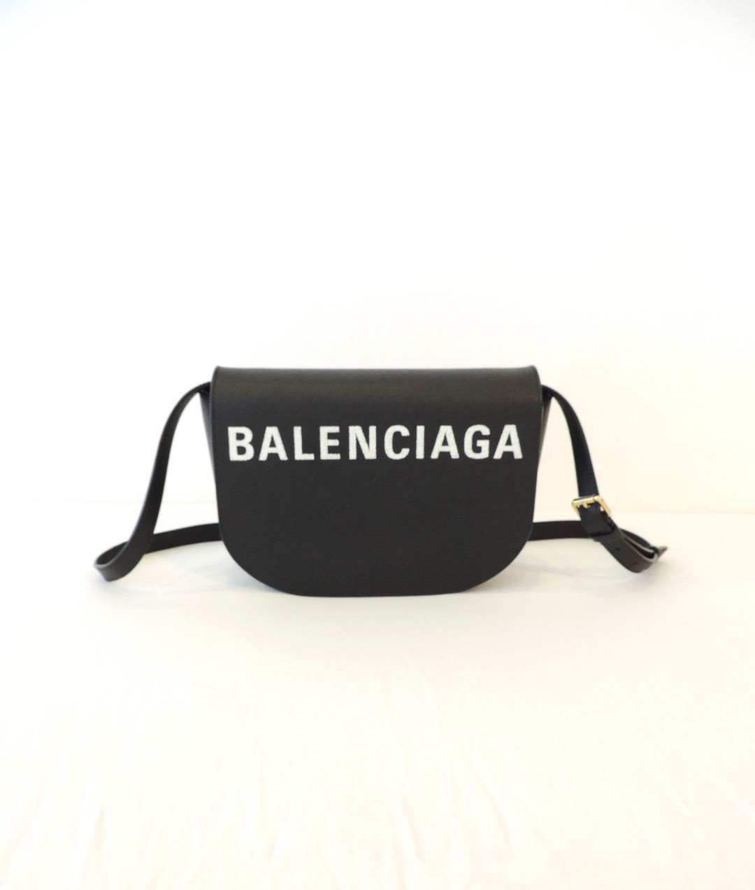 Location Sacs à Bandoulières Balenciaga - Taille One Size | RentWear Connection