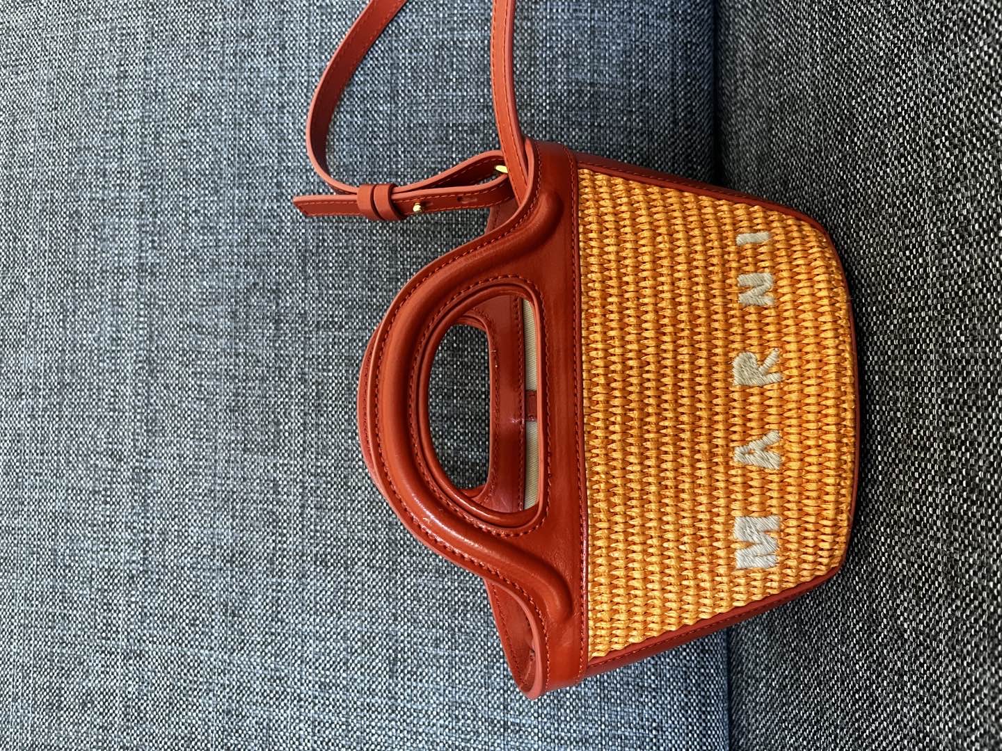 Location Sacs de Plage Marni - Taille One Size | RentWear Connection