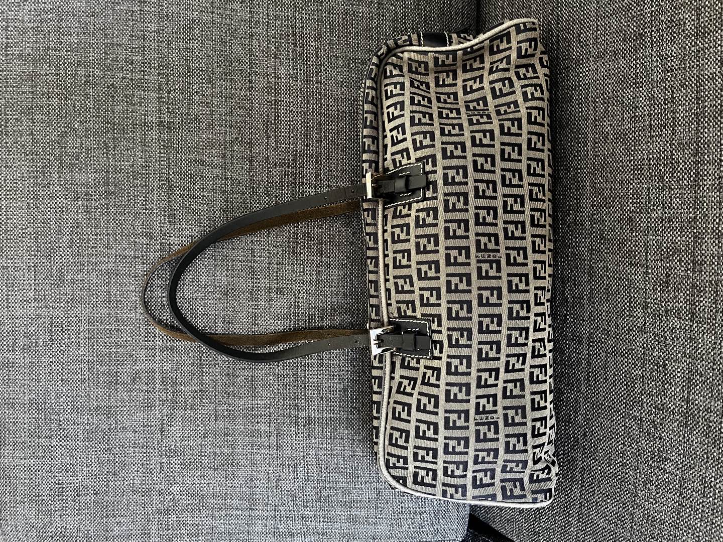 Fendi — Vue 2 Fendi — Vue 2