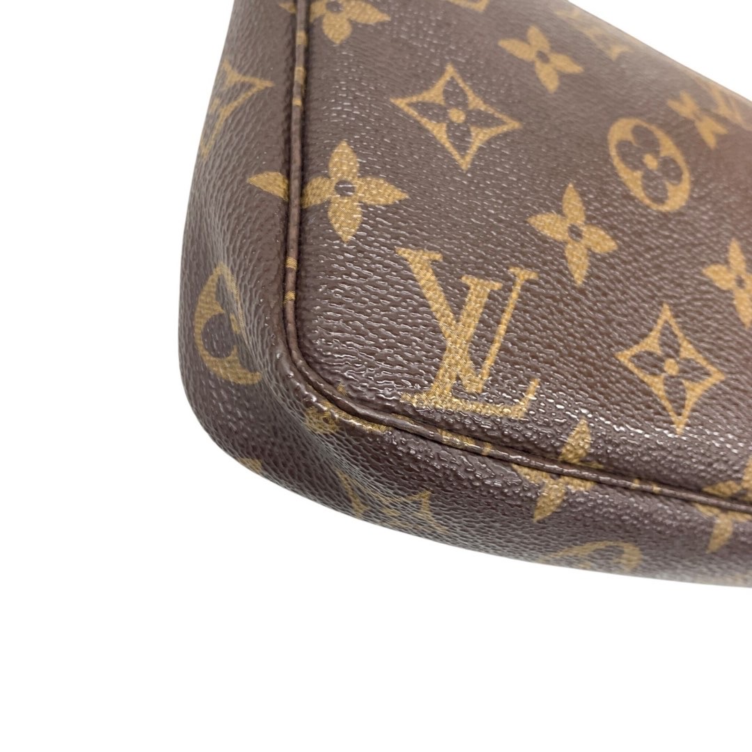Louis Vuitton — Vue 6 Louis Vuitton — Vue 6