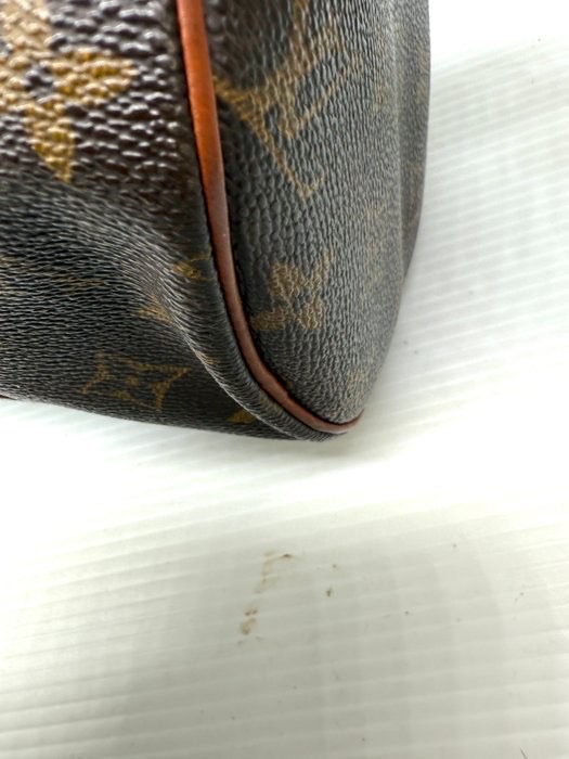 Louis Vuitton — Vue 10