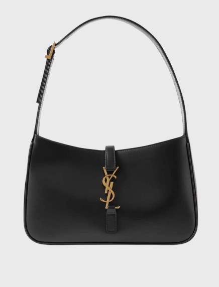 Yves Saint Laurent — Vue 6