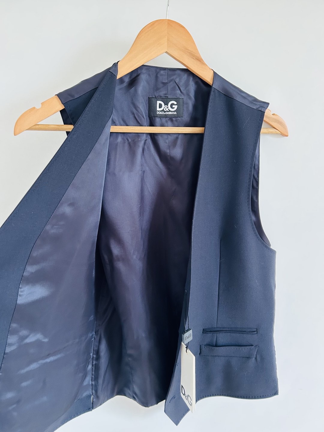 Dolce & Gabbana — Vue 2 Dolce & Gabbana — Vue 2