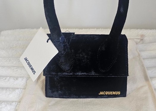 Jacquemus — Vue 3 Jacquemus — Vue 3