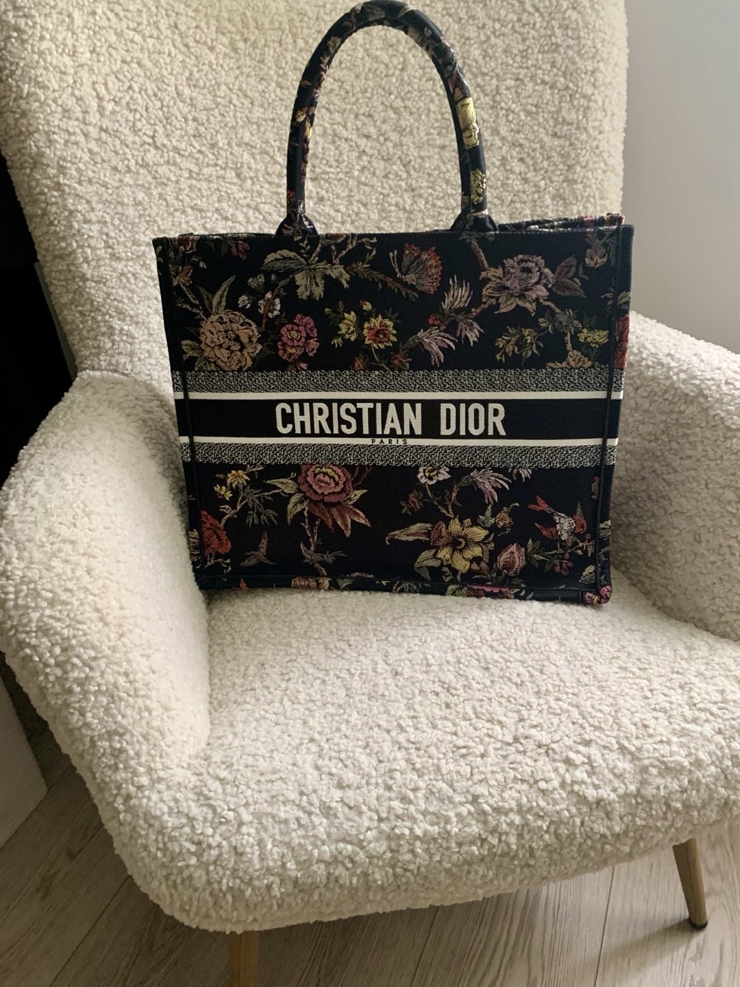 Location Sacs à Main Dior - Taille One Size | RentWear Connection