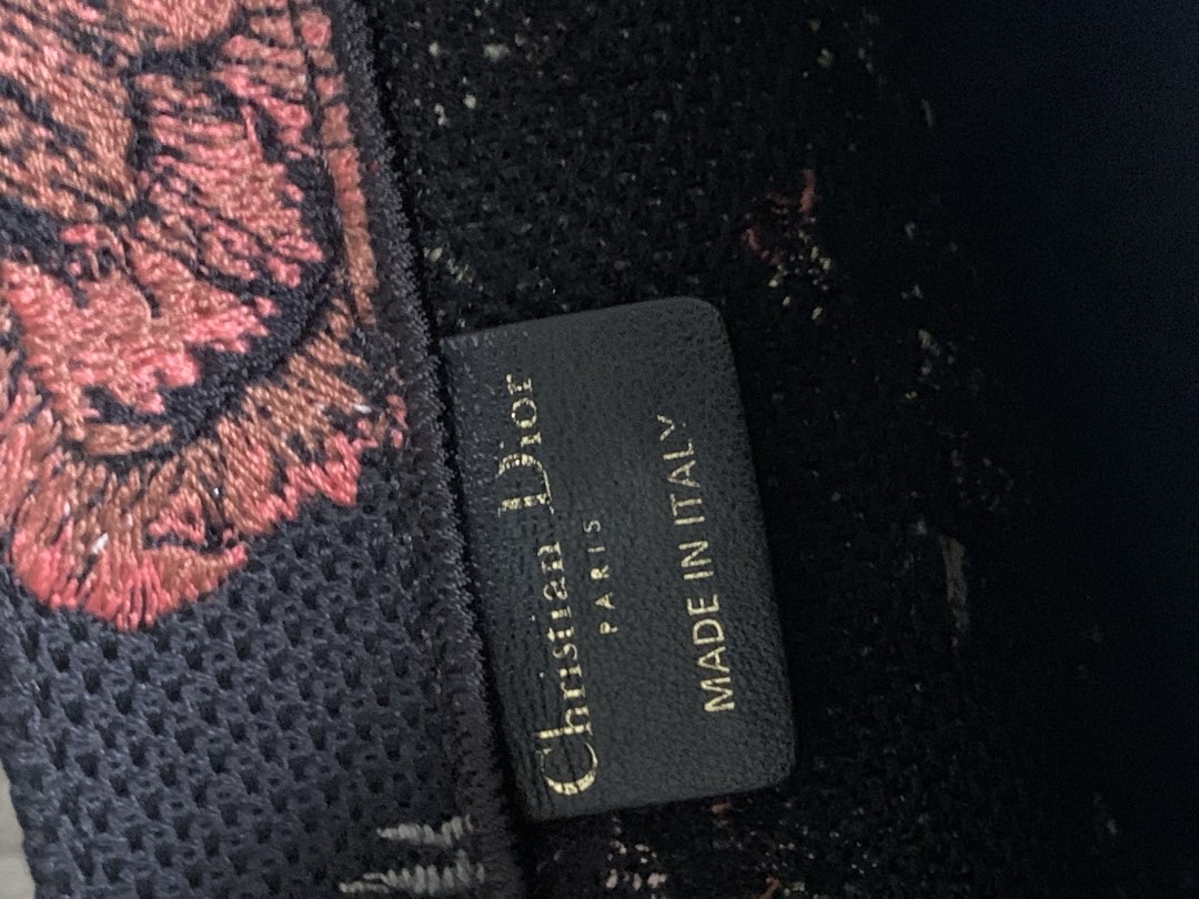 Dior — Vue 5