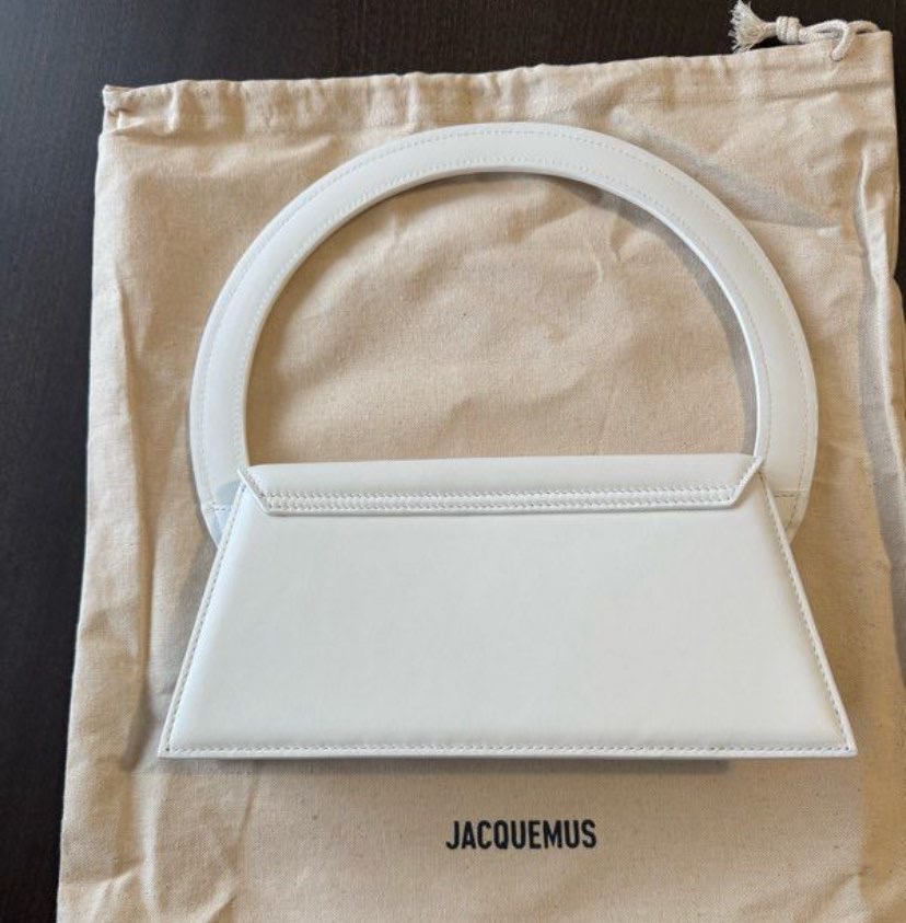 Jacquemus — Vue 3 Jacquemus — Vue 3