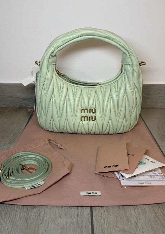 Miu Miu — Vue 5 Miu Miu — Vue 5