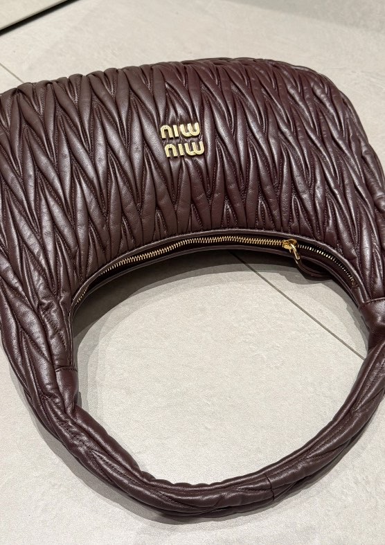 Miu Miu — Vue 3 Miu Miu — Vue 3