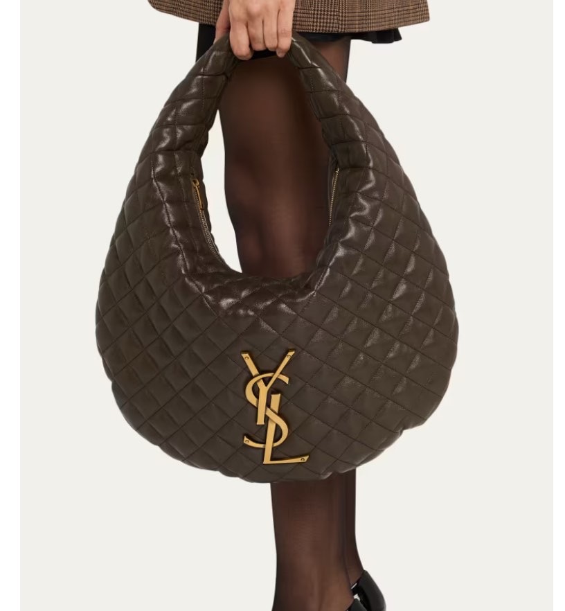 Saint Laurent — Vue 4 Saint Laurent — Vue 4