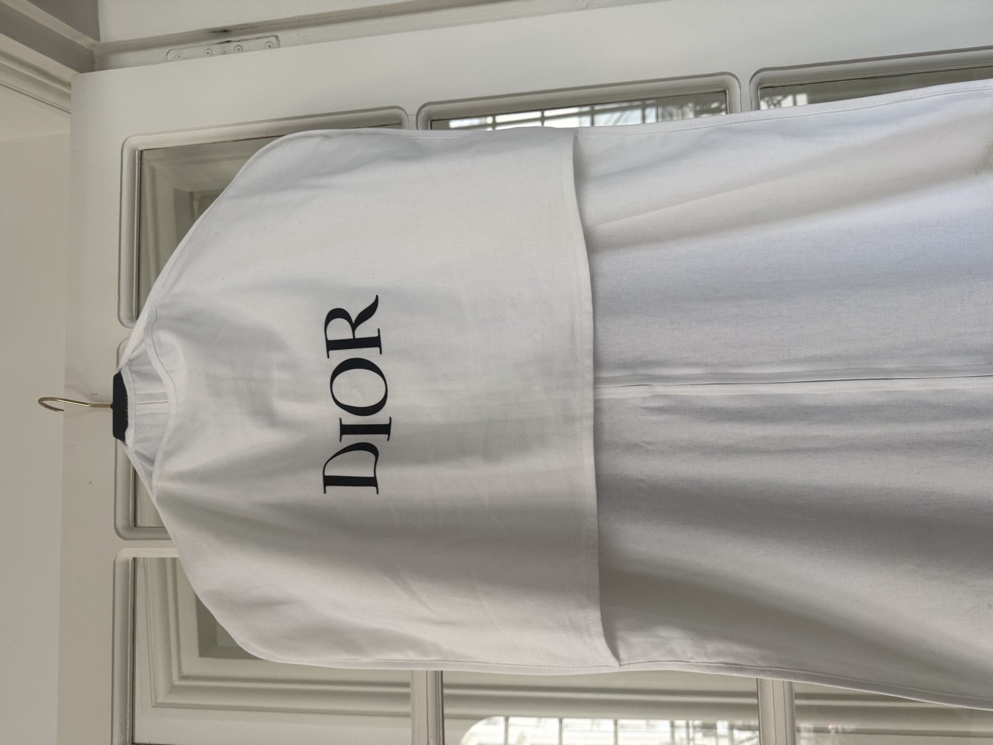 Dior — Vue 2