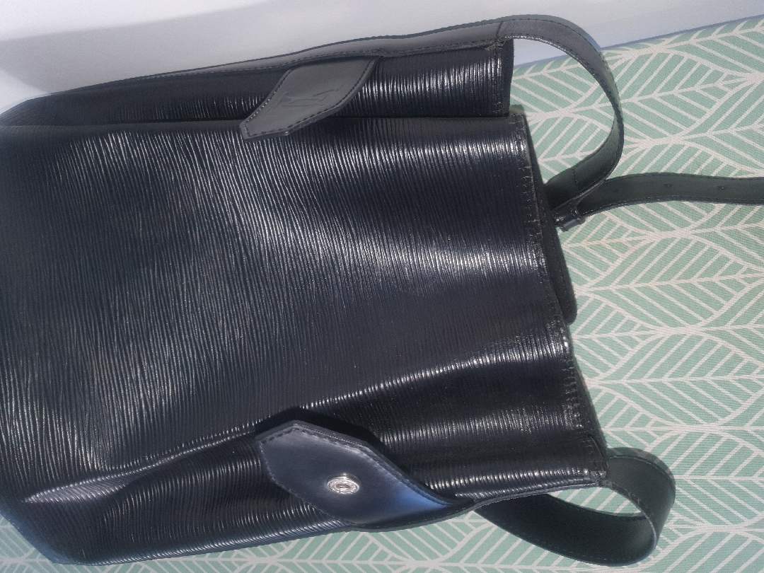 Louis Vuitton — Vue 6