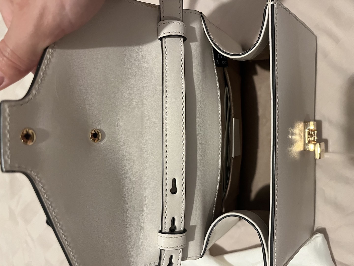 Gucci — Vue 3