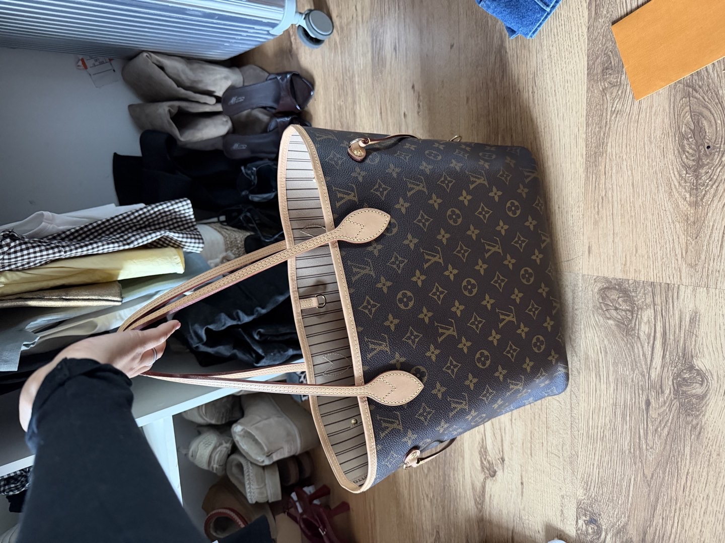 Louis Vuitton — Vue 2