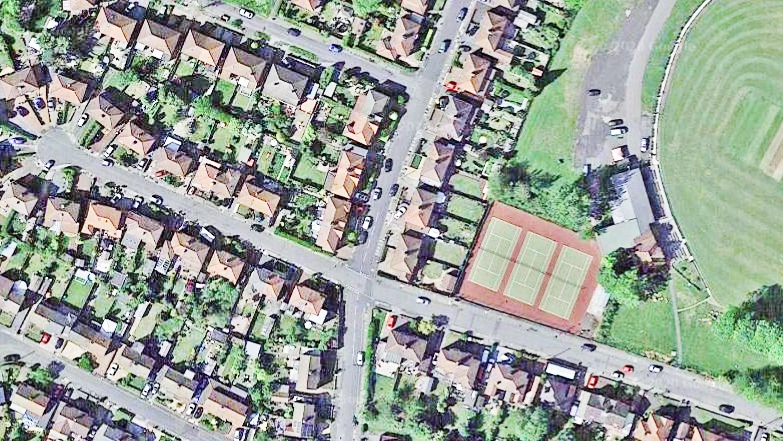 Middleton Tennis Club courts from above