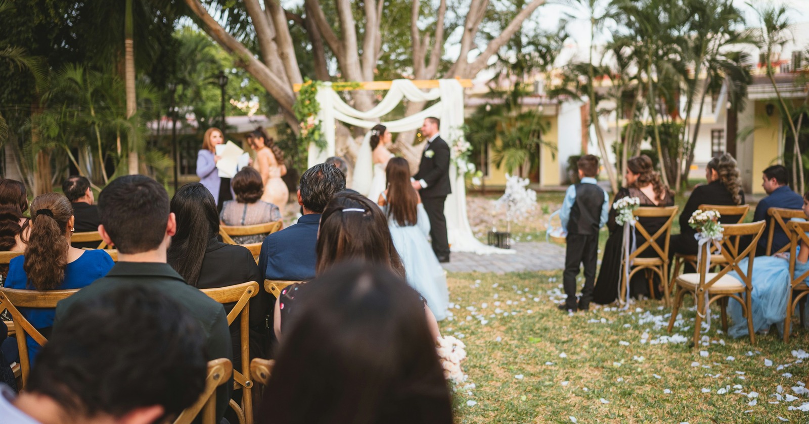 Lista de invitados de boda: cómo hacerla y reducirla