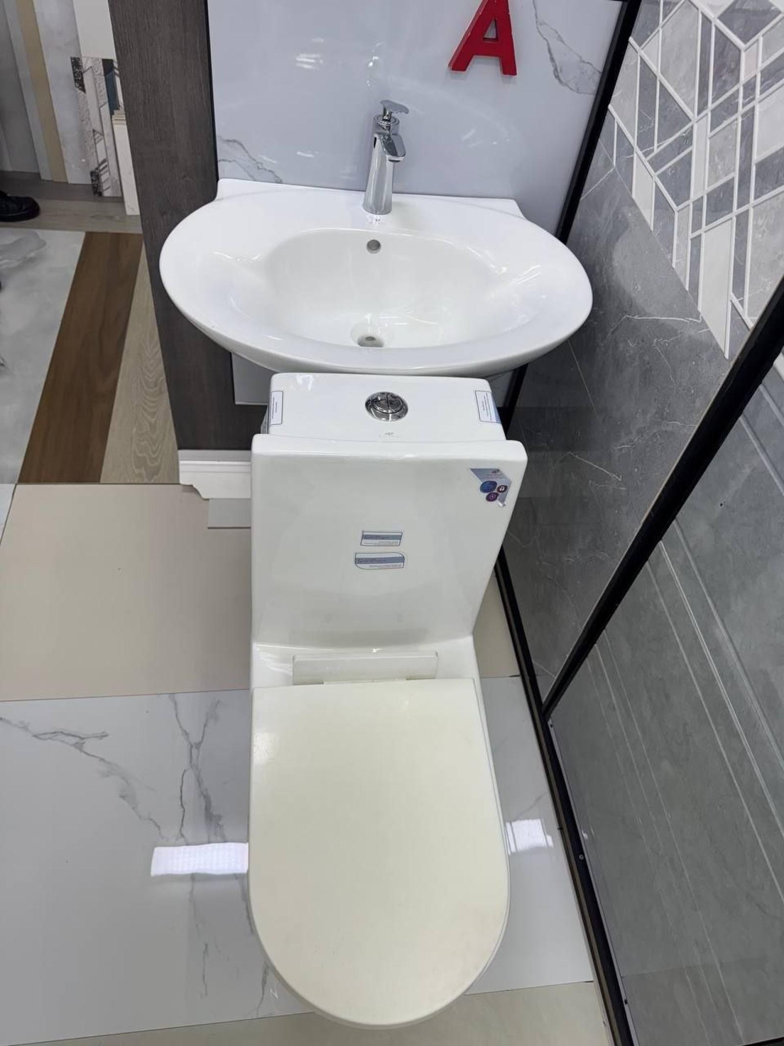 Toilet accessories — Services in A.A