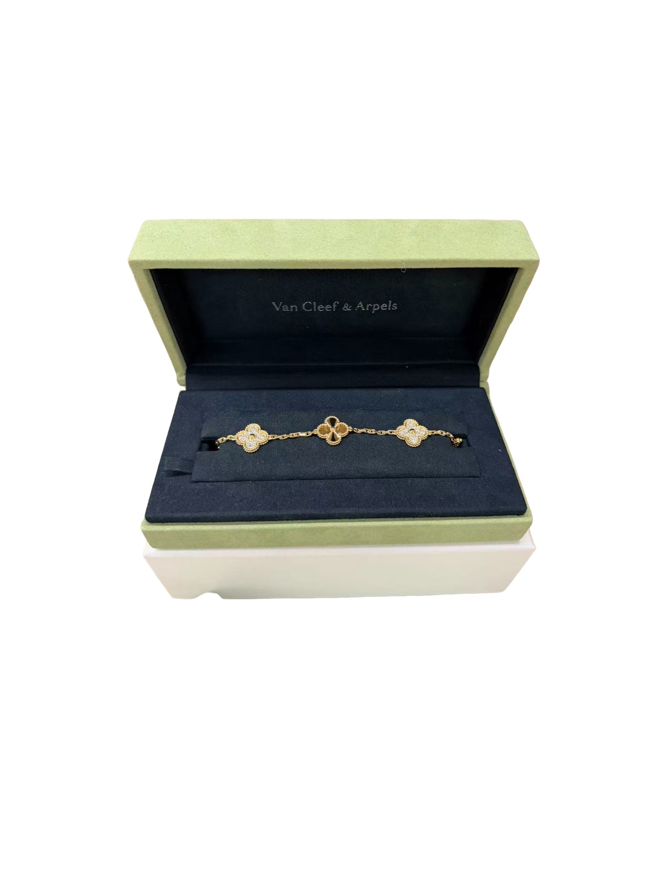 Van Cleef & Arpels Vintage Alhambra 5 Motif Bracelet Diamonds 18K Yellow Gold Guilloche 2026