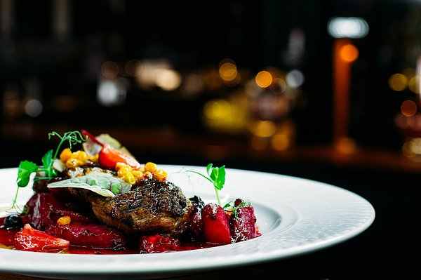 The Best Middle Eastern Restaurant in Los Angeles feature image