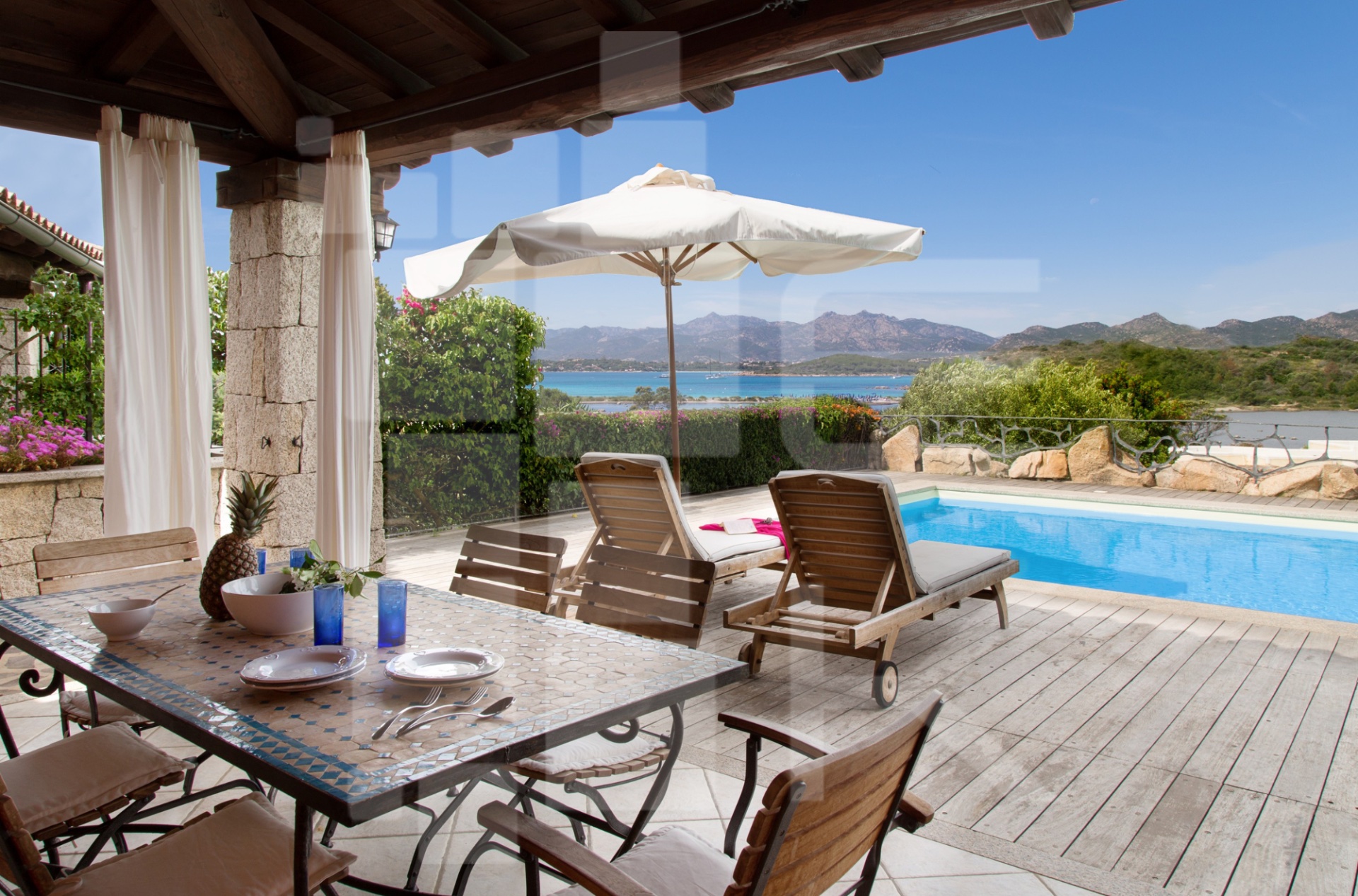 Villa Bouganville a Coda Cavallo a due passi dal mare  3