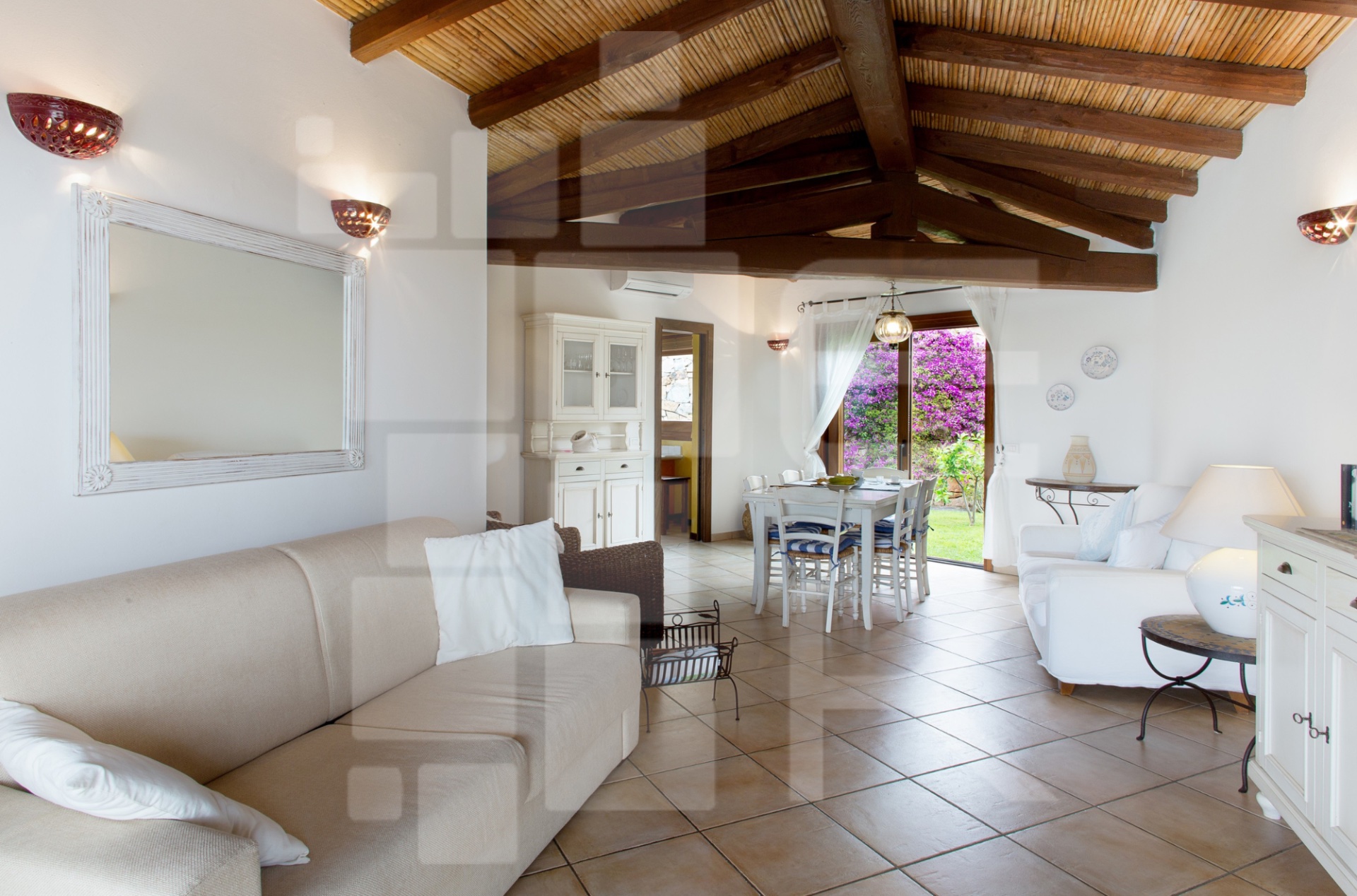 Villa Bouganville a Coda Cavallo a due passi dal mare  14