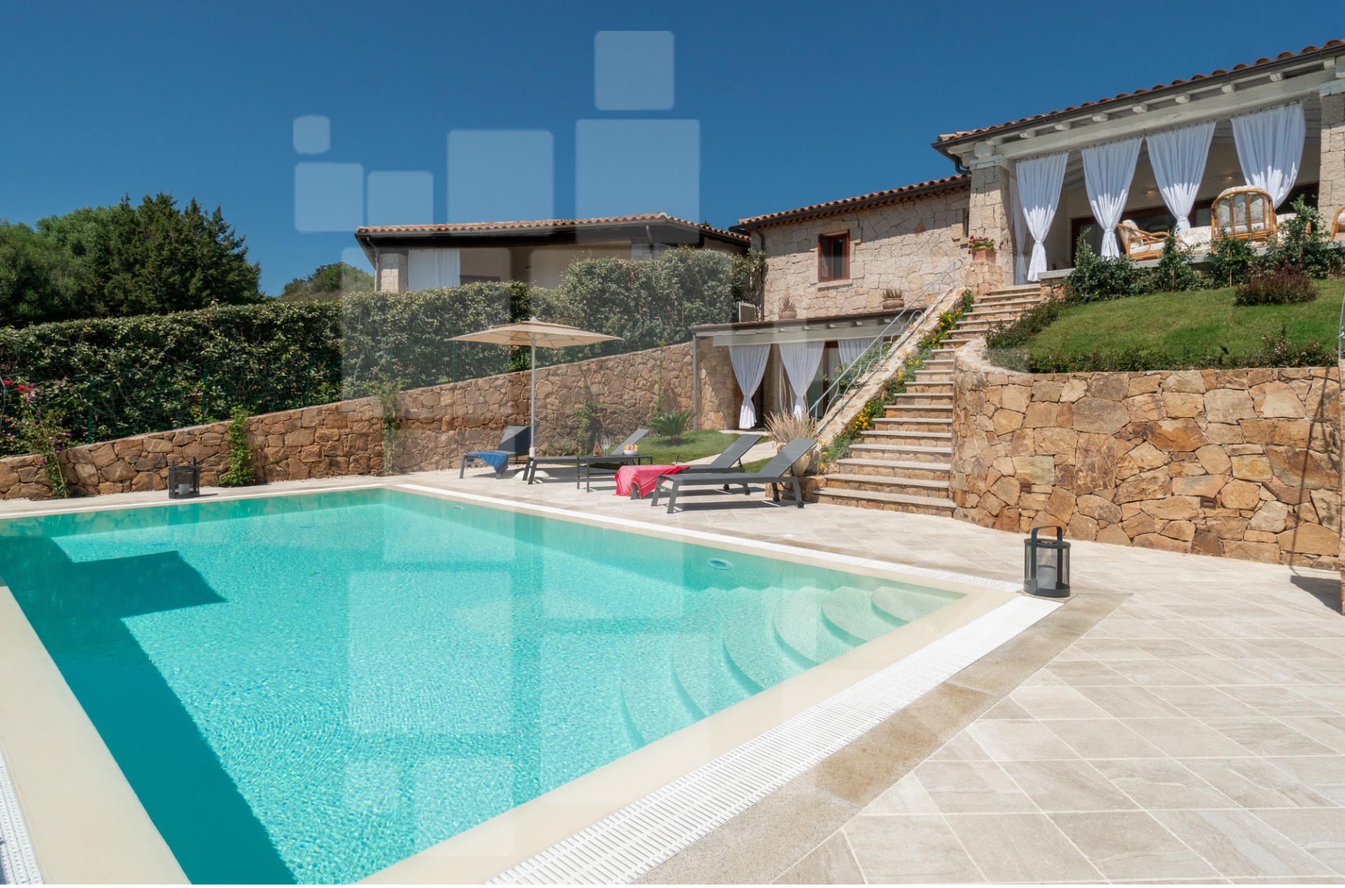 Villa Camelia a Coda Cavallo a due passi dal mare  2