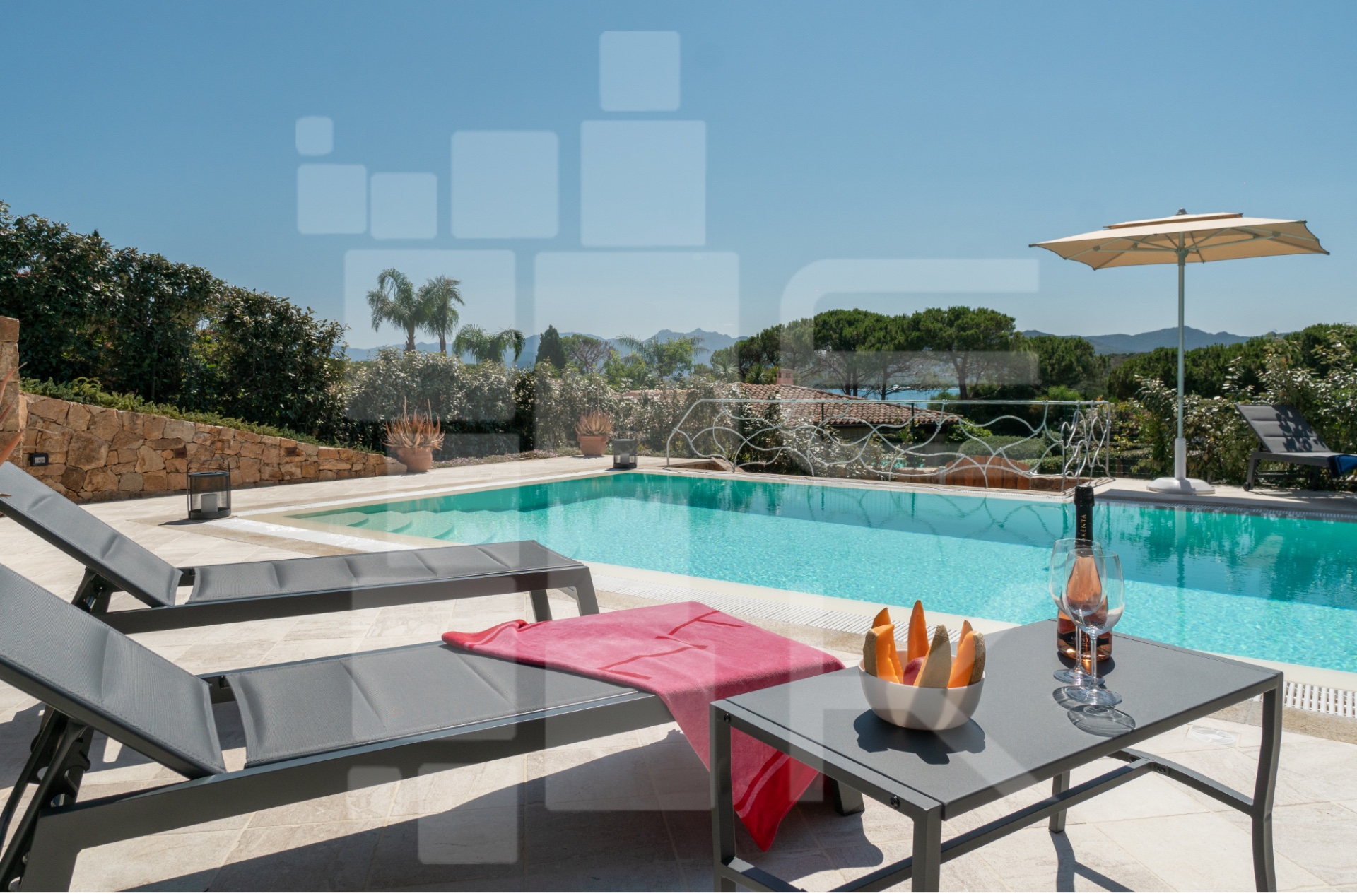 Villa Camelia a Coda Cavallo a due passi dal mare  3