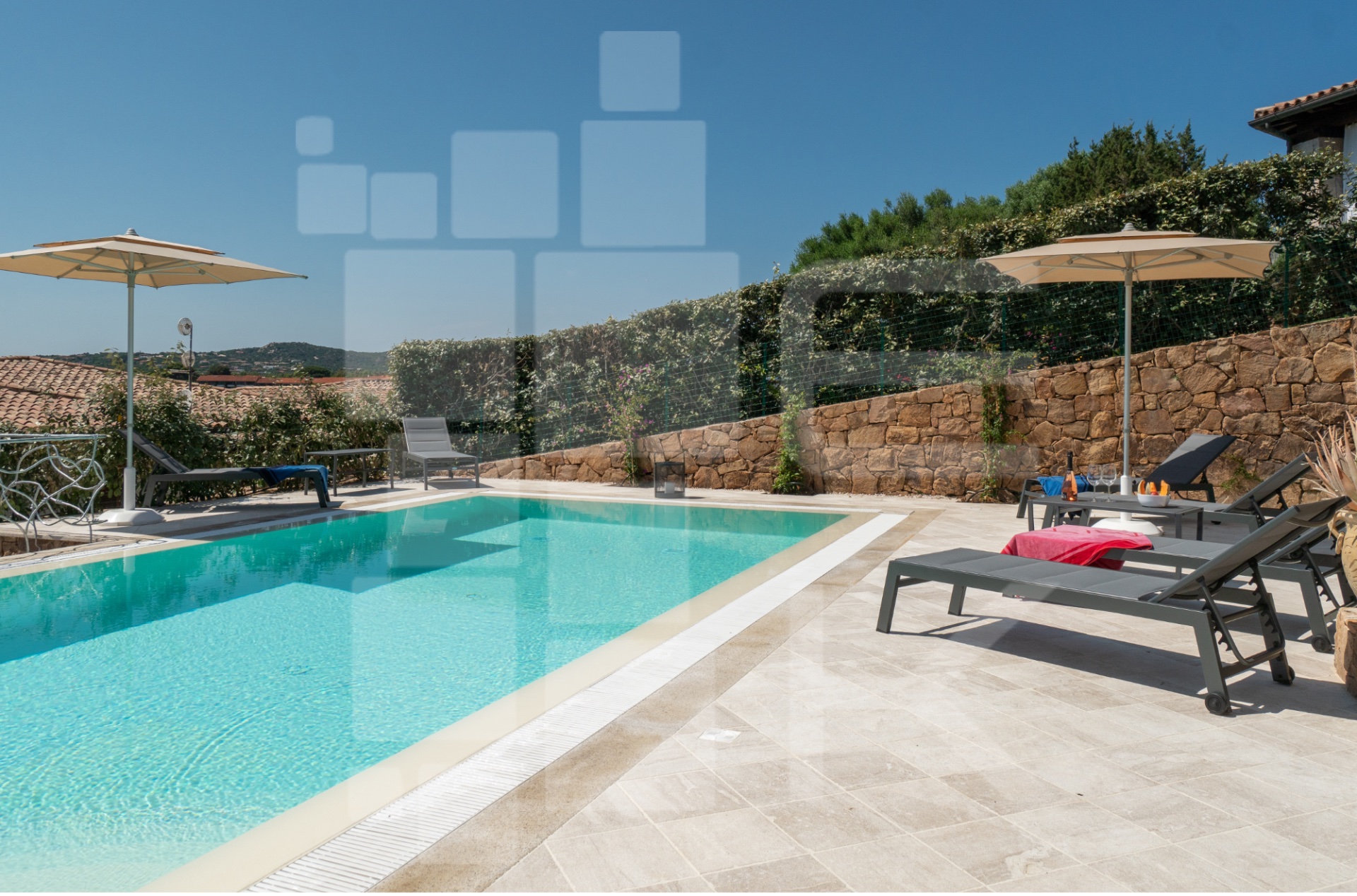 Villa Camelia a Coda Cavallo a due passi dal mare  4