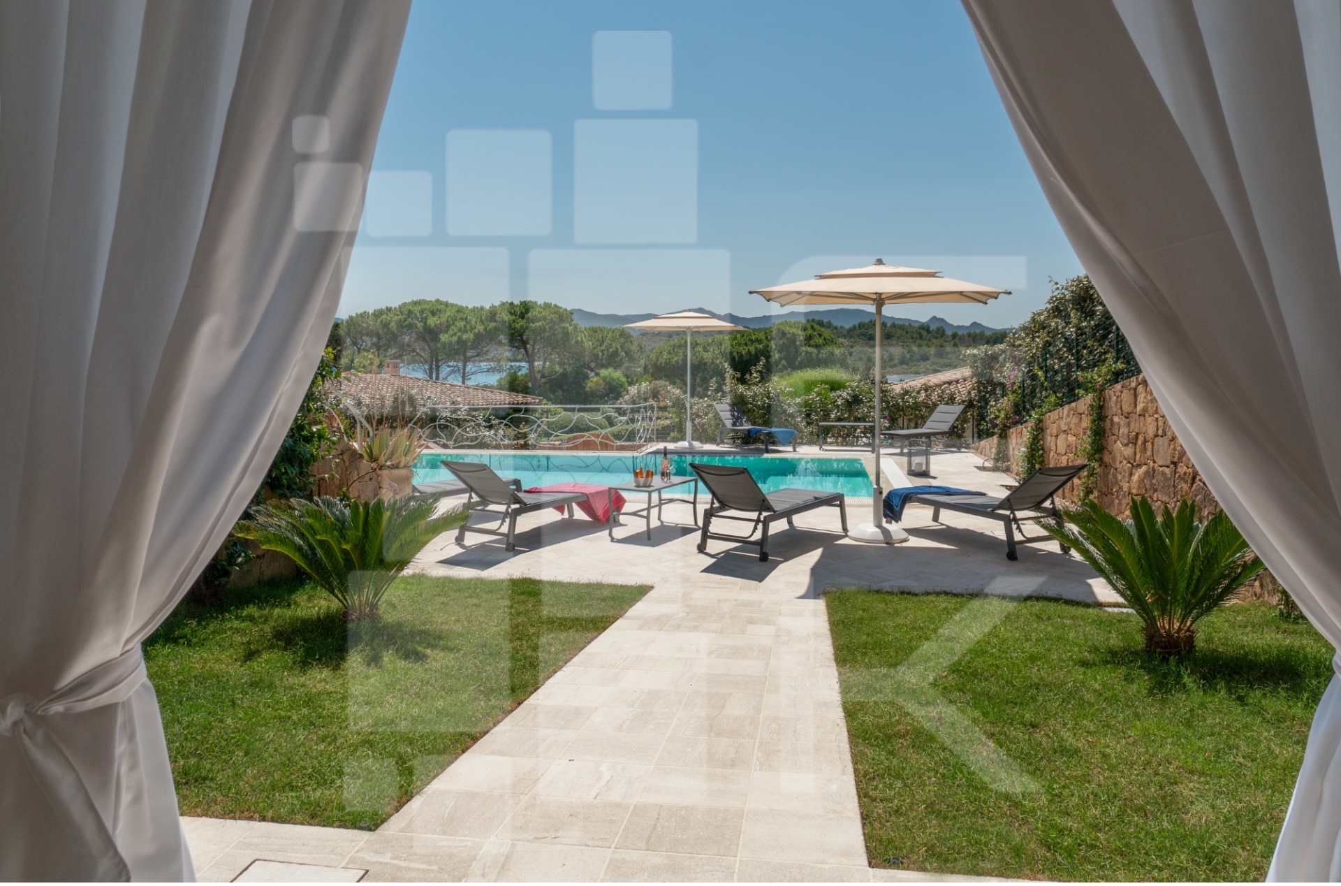 Villa Camelia a Coda Cavallo a due passi dal mare  14