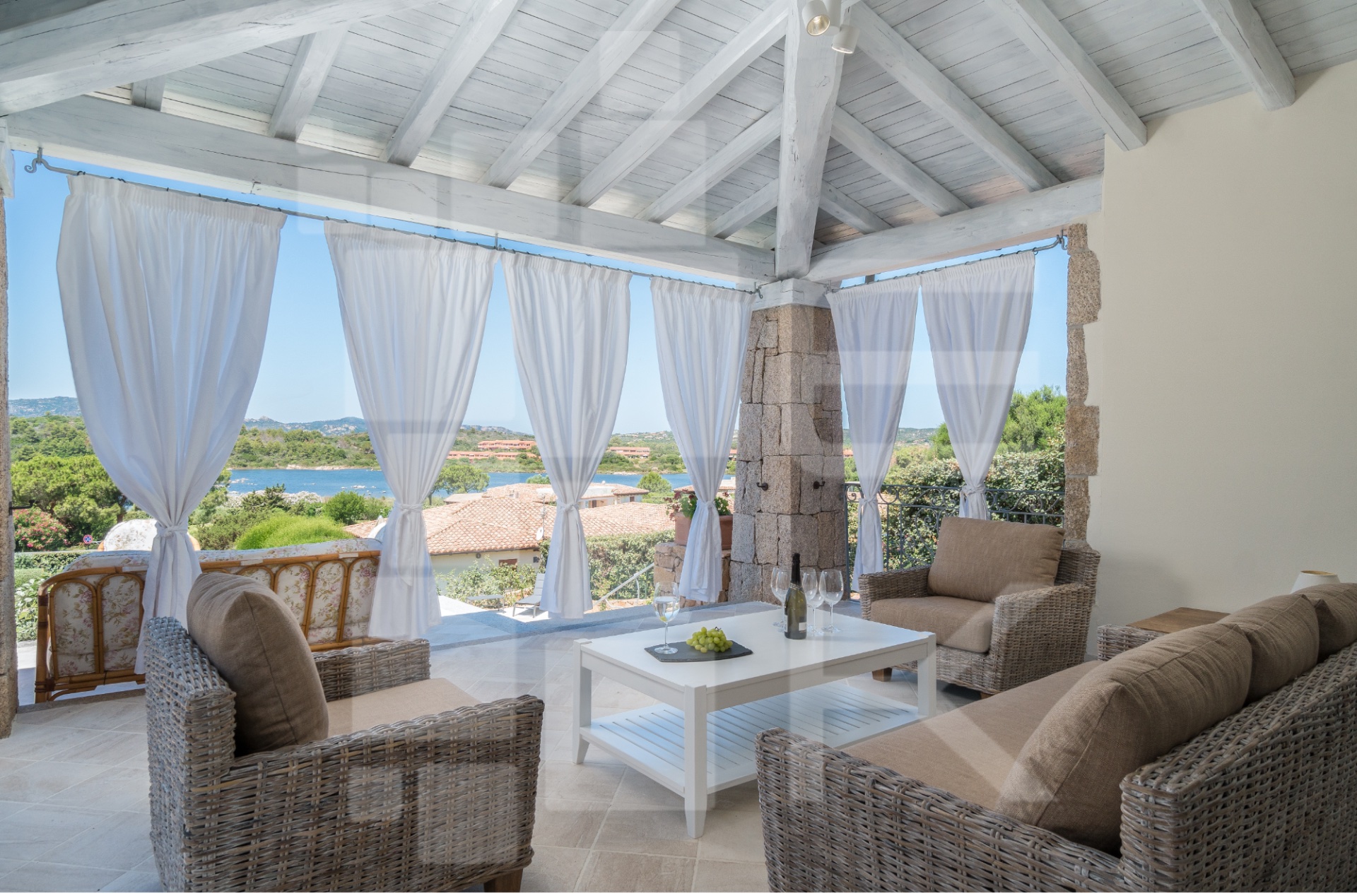 Villa Camelia a Coda Cavallo a due passi dal mare  18