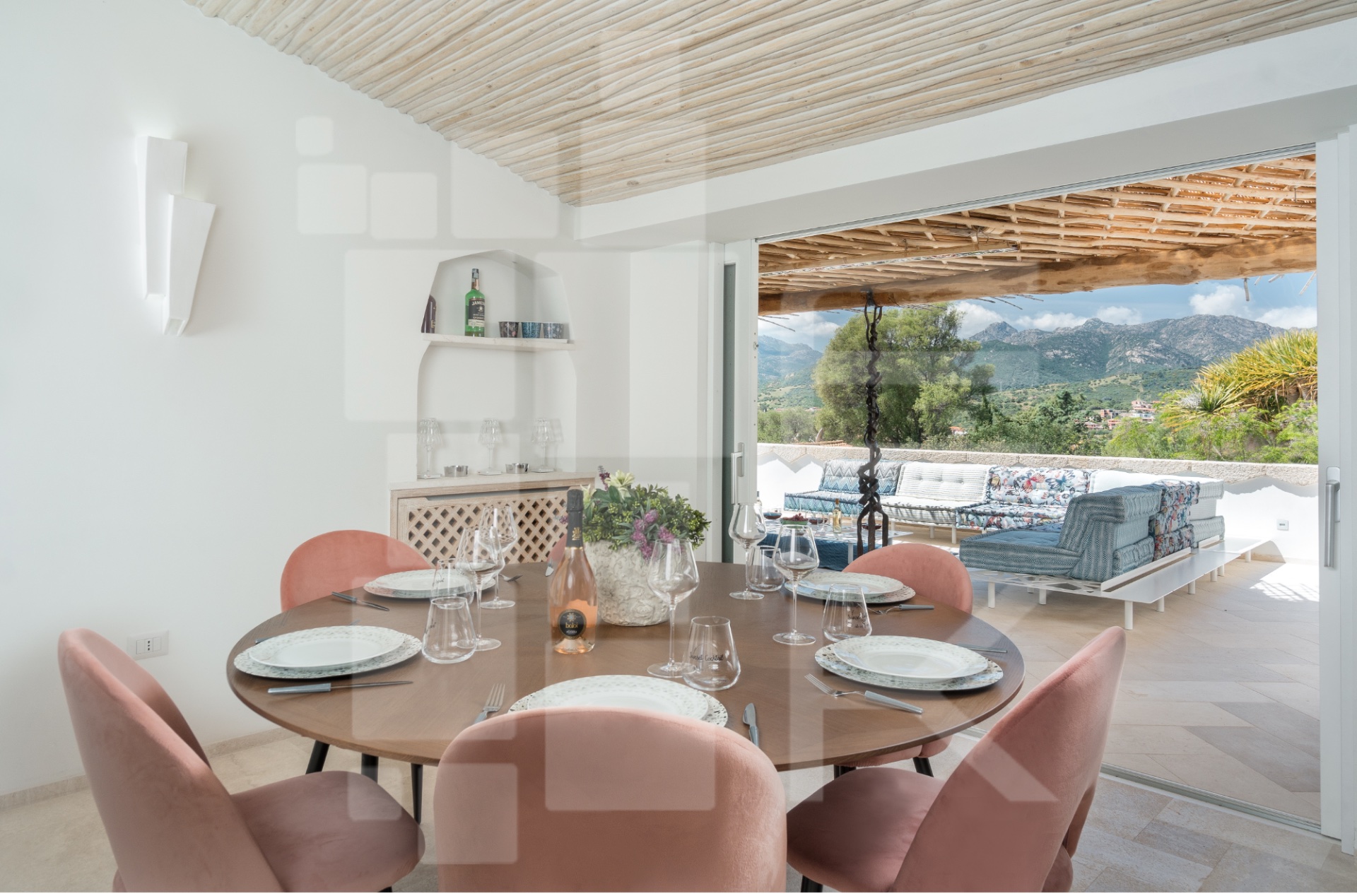 Villa Flora a San Teodoro con piscina  18