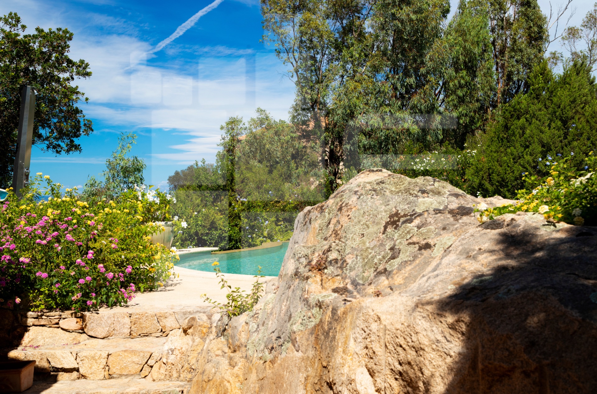 Villa a Punta Molara con piscina  12