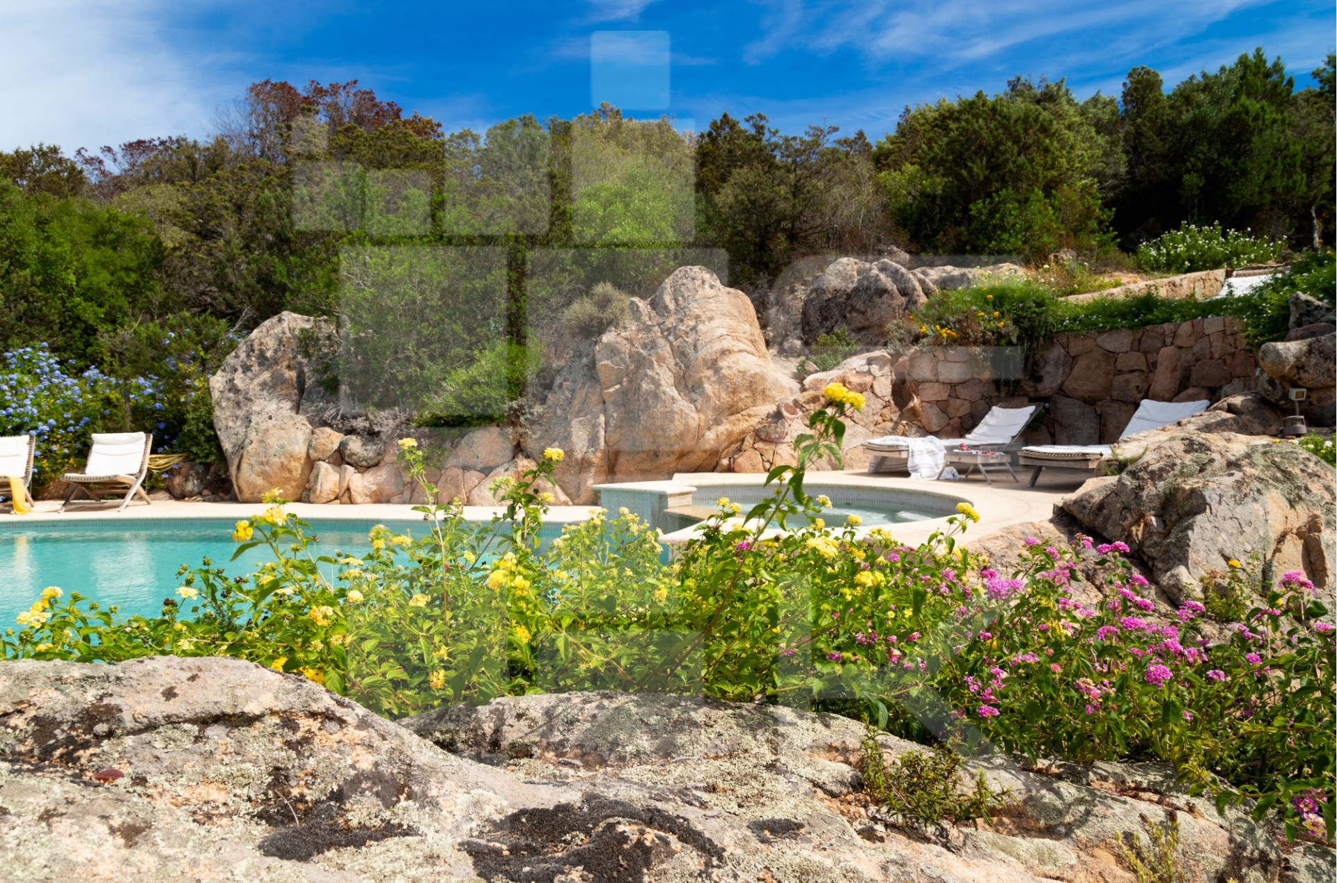 Villa a Punta Molara con piscina  15