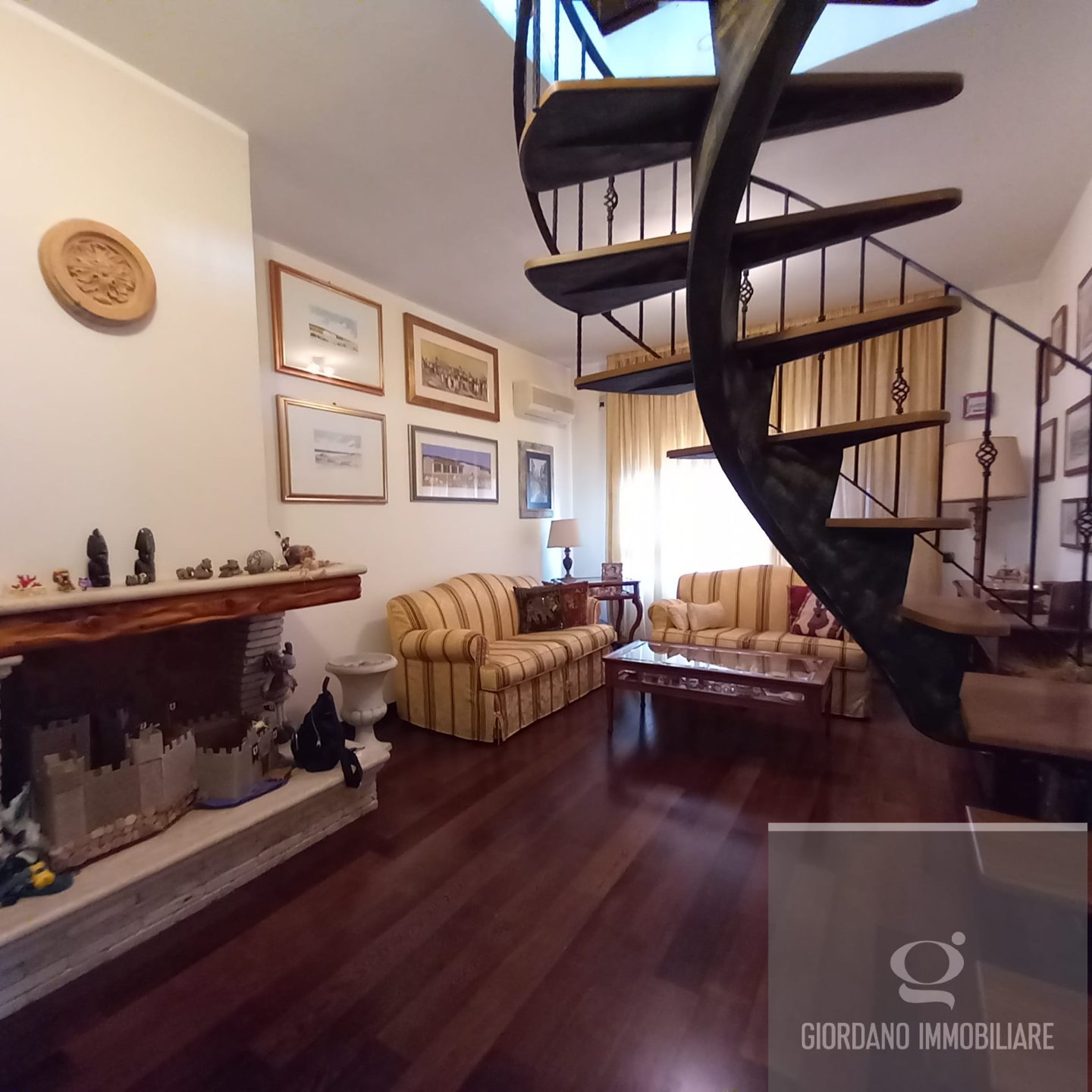 Attico bilivelli Cagliari 2