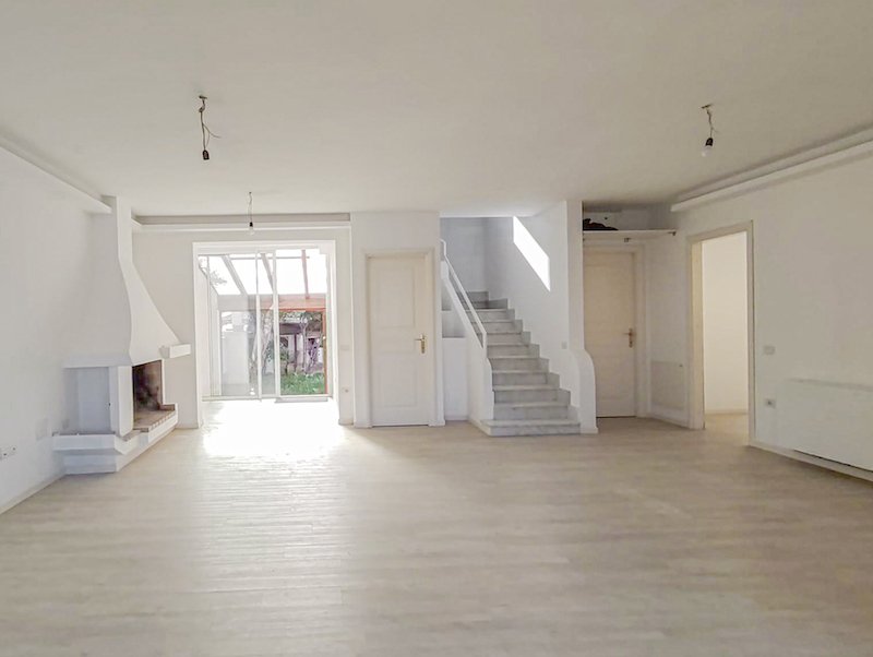 Villa a Quartu Sant'Elena in Vendita con giardino 2