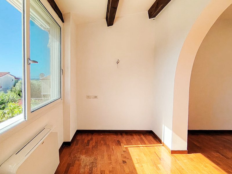 Villa a Quartu Sant'Elena in Vendita con giardino 14