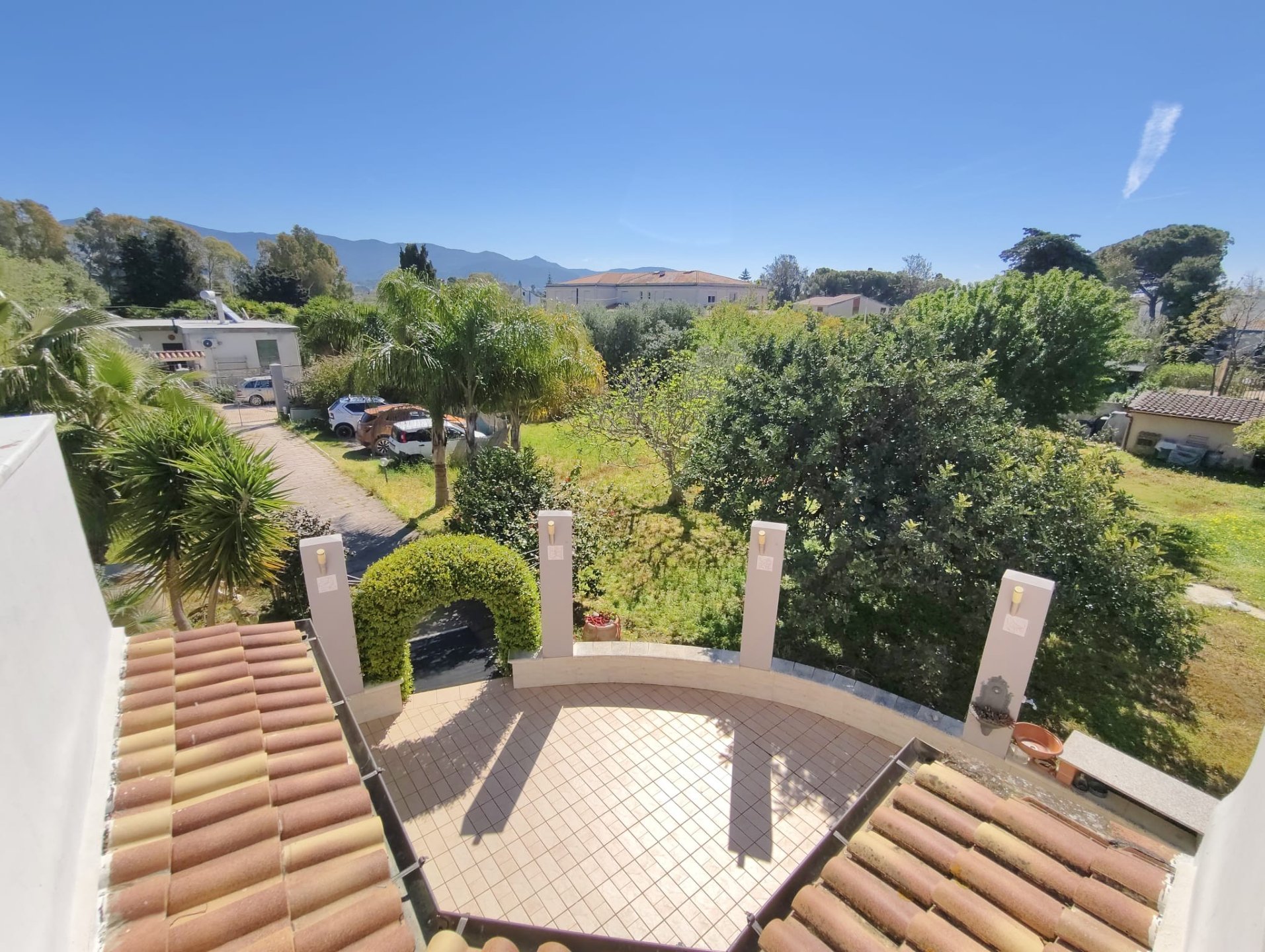 Villa a Quartu Sant'Elena in Vendita con giardino 8