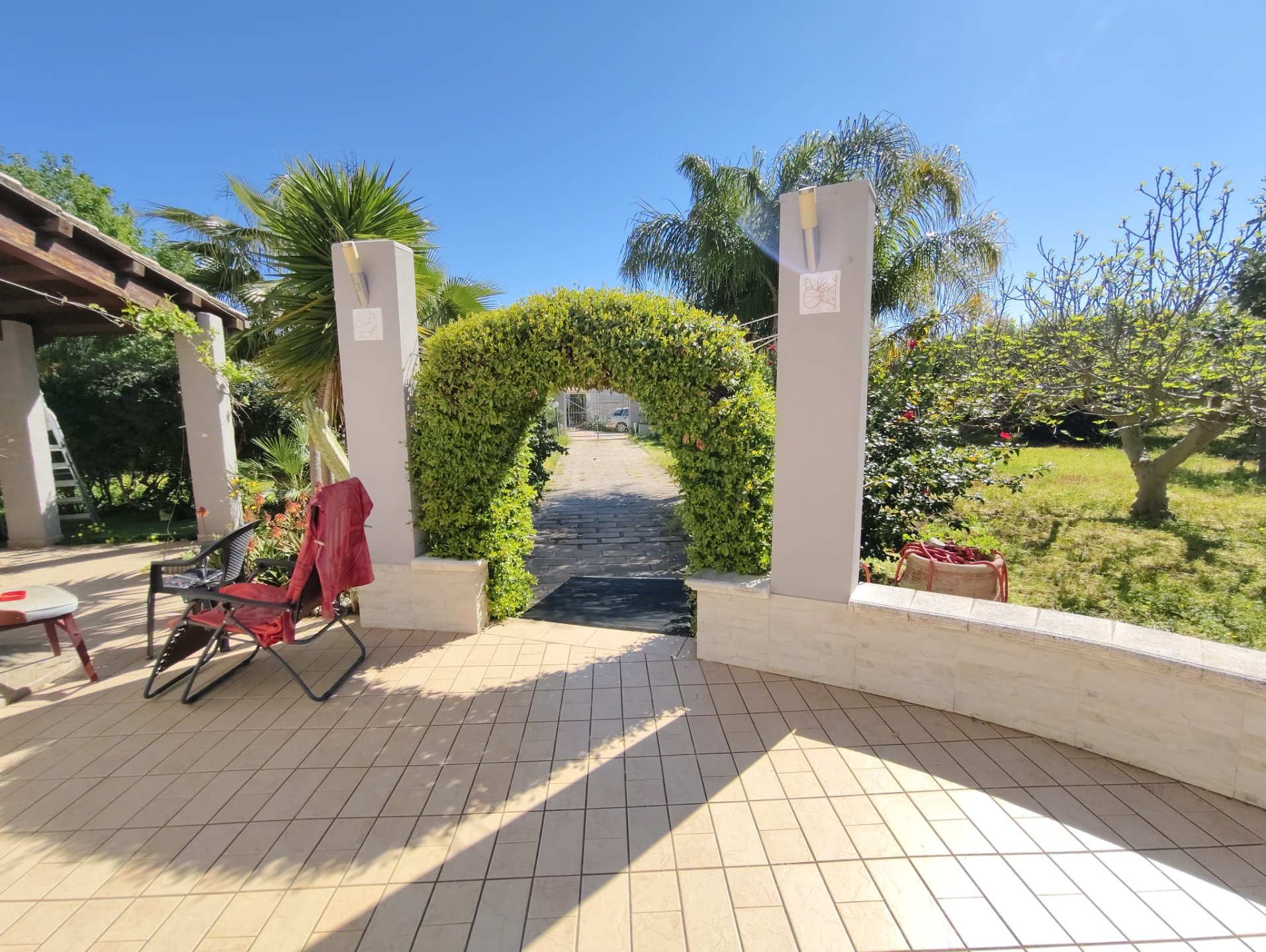Villa a Quartu Sant'Elena in Vendita con giardino 13