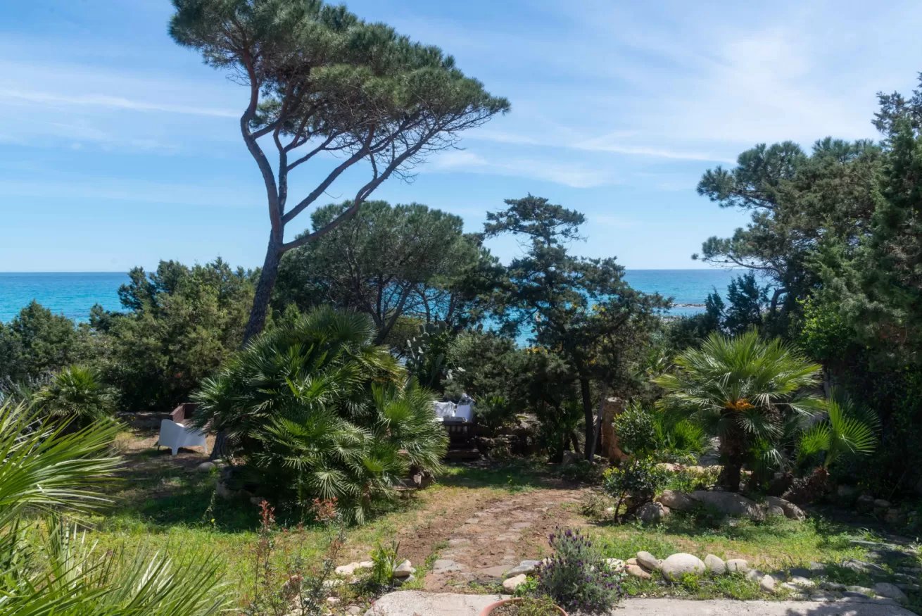 Porto corallo Sea Front 18