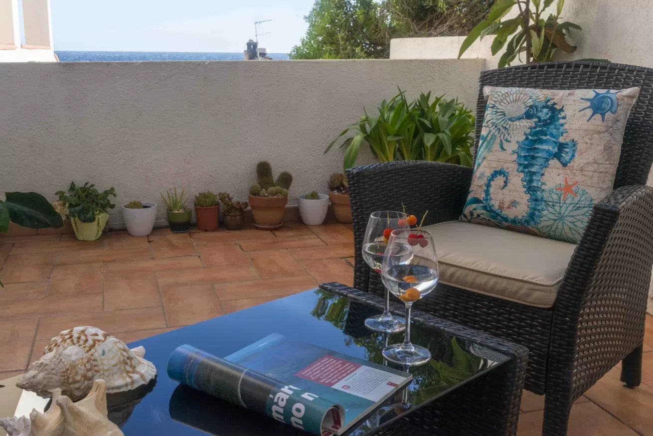 In riva al mare - Cala Gonone 2