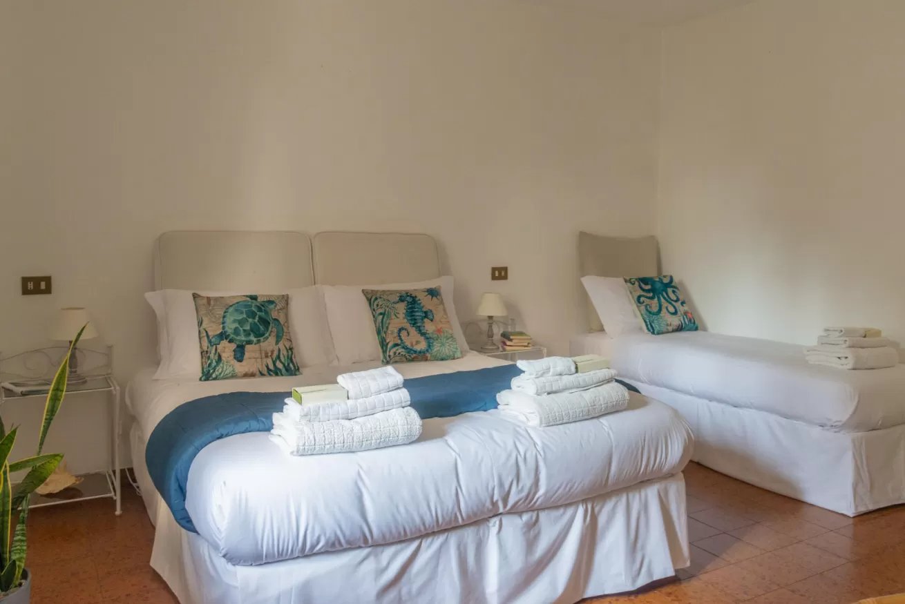 In riva al mare - Cala Gonone 24