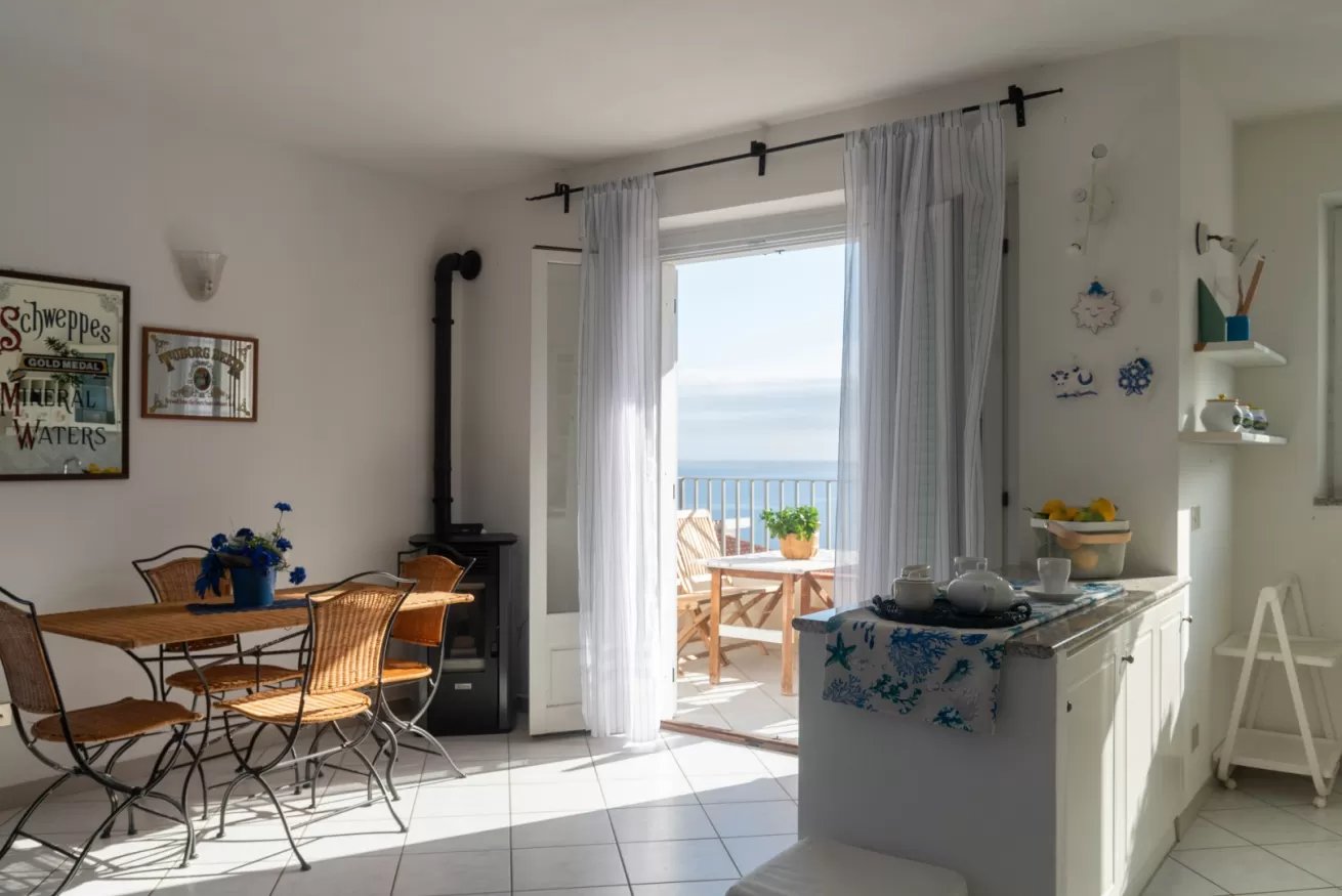 Green and blue ground floor - Cala Gonone 11