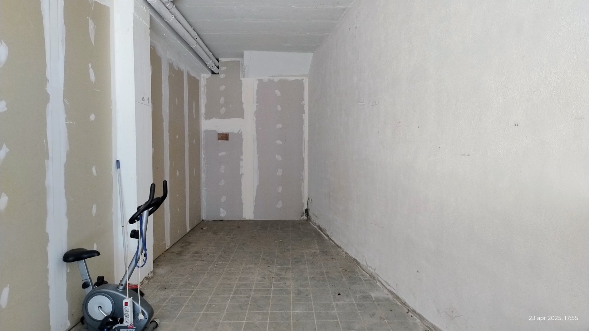 Alghero in Località Galboneddu, magazzino di 70 mq circa